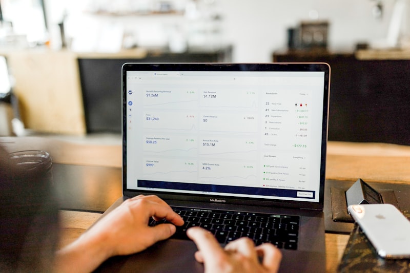Optimización de Costes en Modelos de IA: Estrategias de FinOps para Agentes